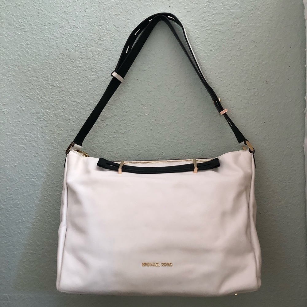 Michael Michael Kors In gorgeous Stefano leather NWOT